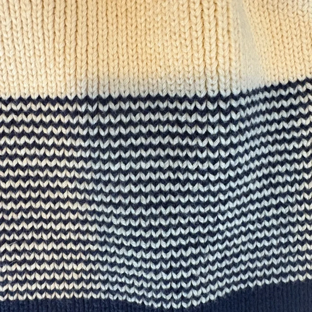 Tommy Hilfiger Navy & Cream Striped Knit Scarf with Logo Embroidery – Unisex